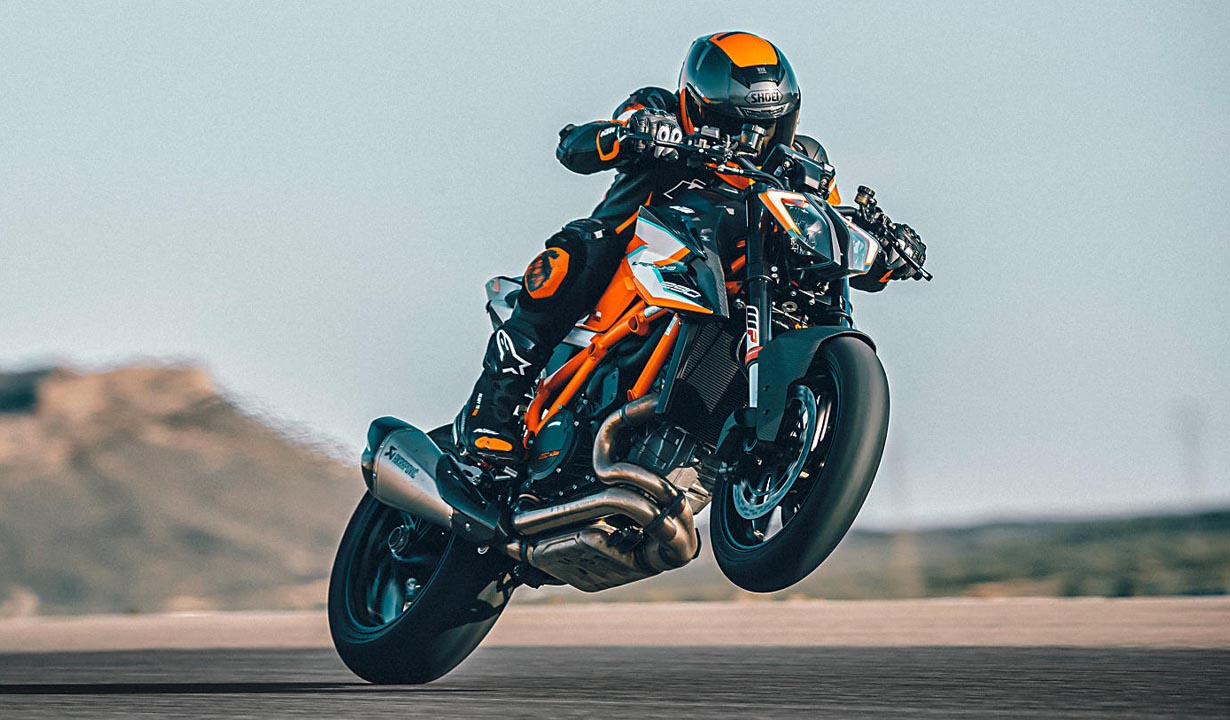 KTM 1290 Super Duke R 2025 Review