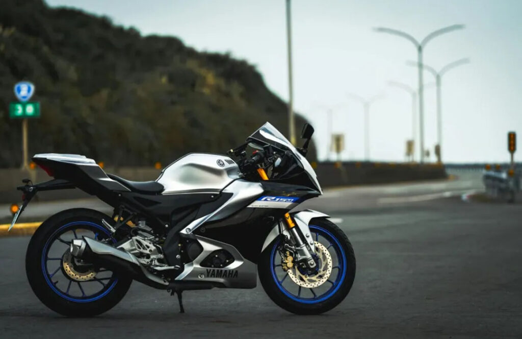 Yamaha R15 V4 2025 Review: Supersport Learning Entry